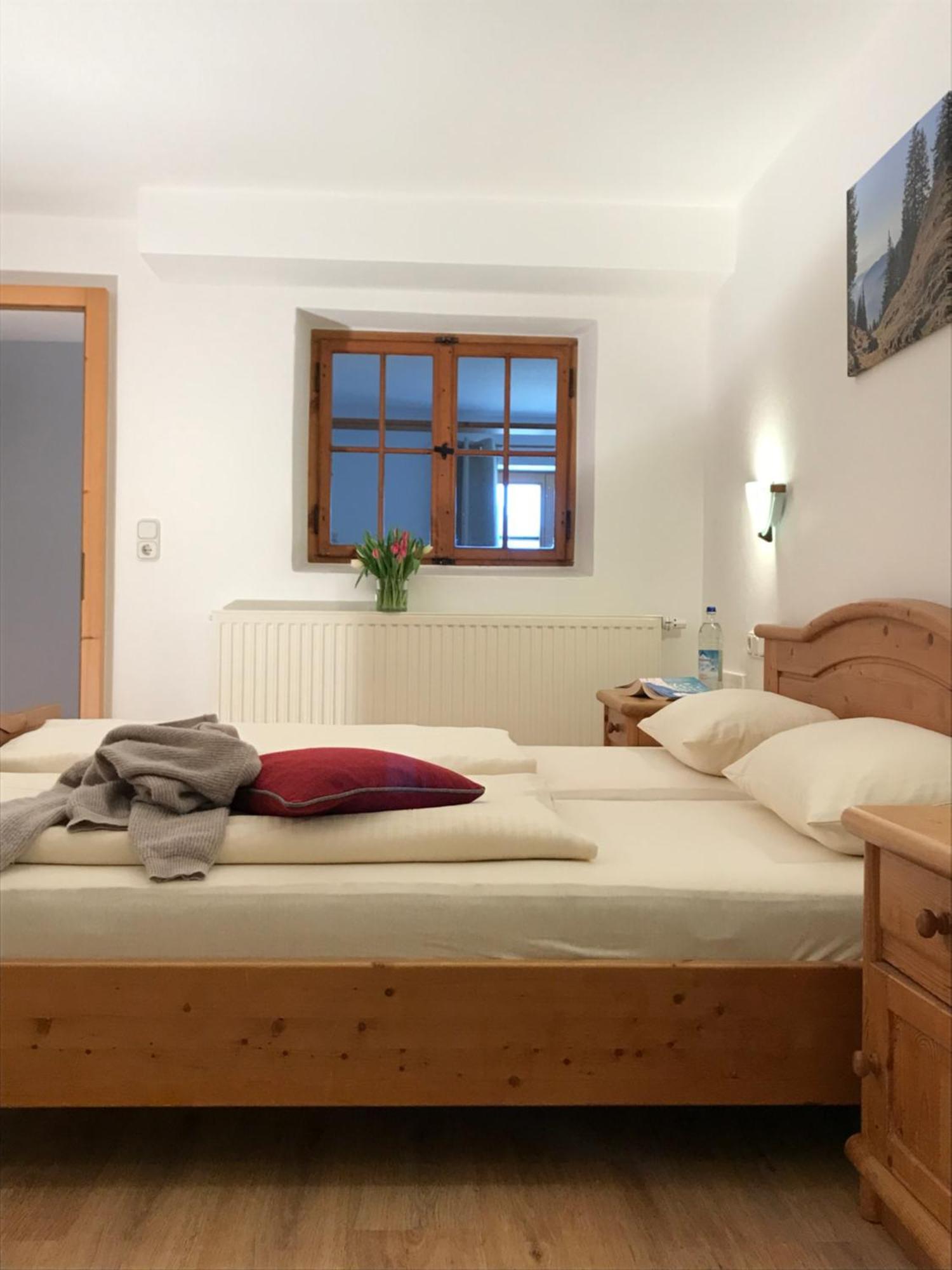 Gaestehaus Hotel Maria Theresia Шлирзе Экстерьер фото